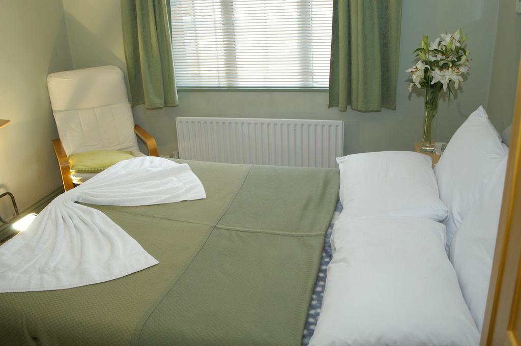 Furnival Lodge Slough Bilik gambar